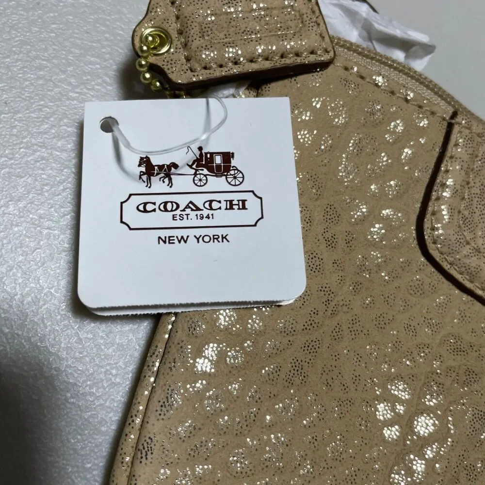 Coach Madison NEW w/ Tags Embossed‎ Metallic Leather Small Wristlet 6 x 4